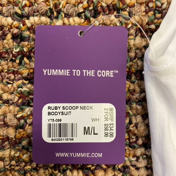 Yummie Rubi Scoop Neck bodysuit - Picture 2 of 5